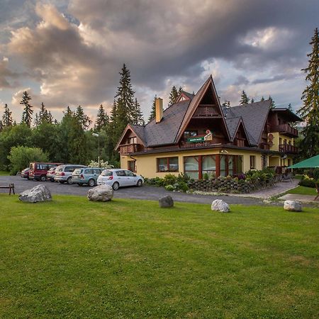 Penzion Ingrid Štrbské Pleso エクステリア 写真